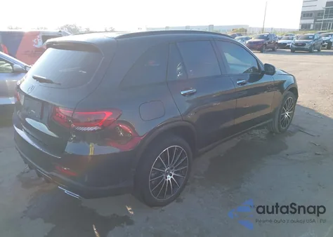 2022 Mercedes-Benz Glc 300 Suv z USA, uszkodzony, nr VIN W1N0G8DB0NG066366